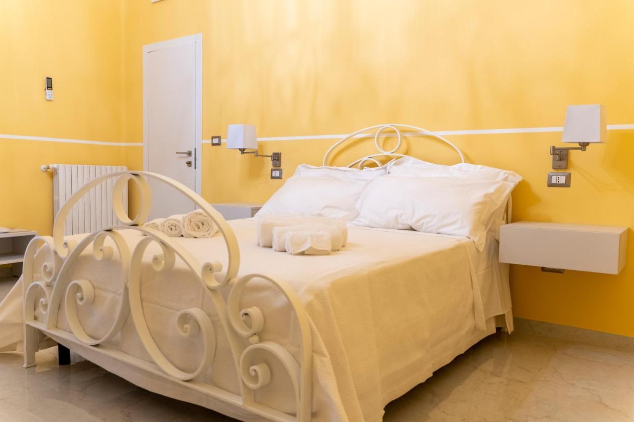 A Casa Dei Miei Hotel San Pietro Vernotico Ngoại thất bức ảnh
