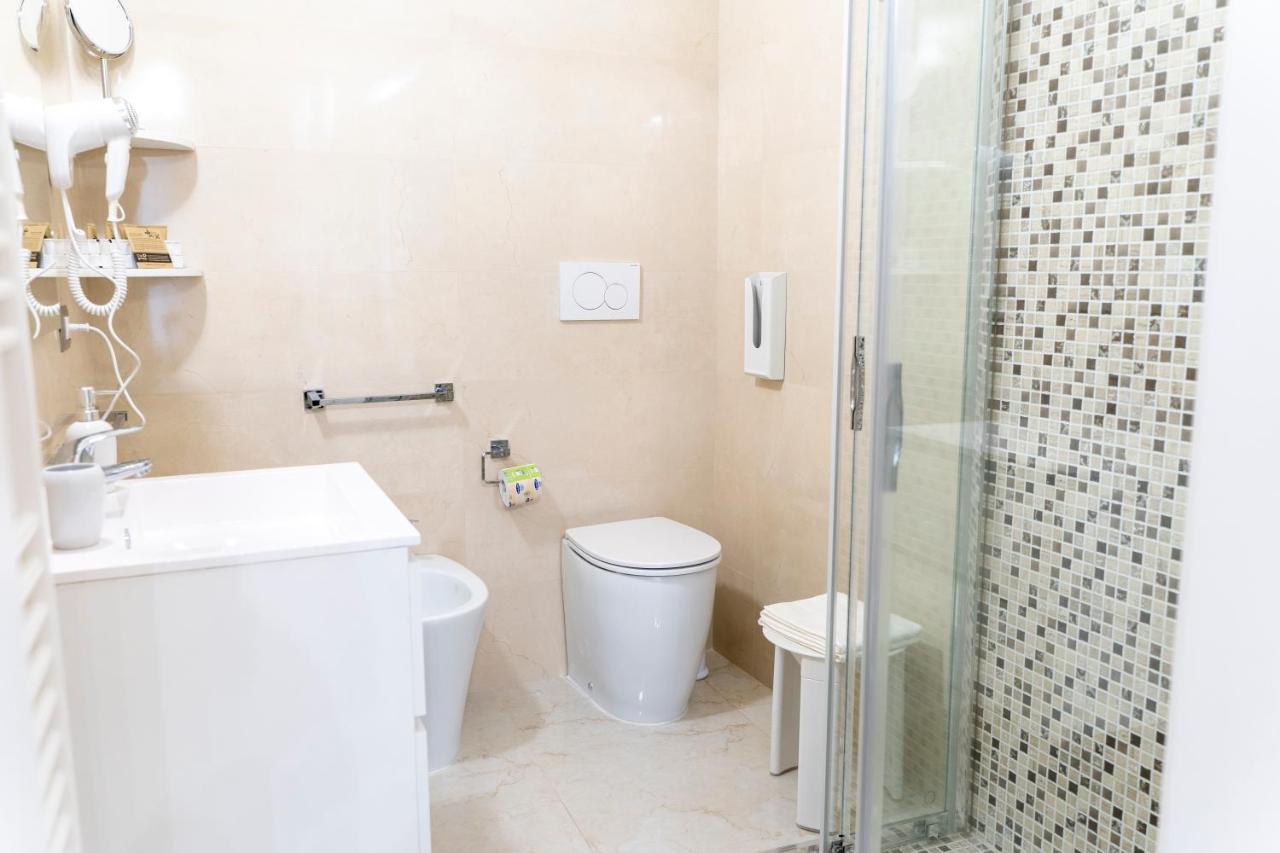 A Casa Dei Miei Hotel San Pietro Vernotico Ngoại thất bức ảnh