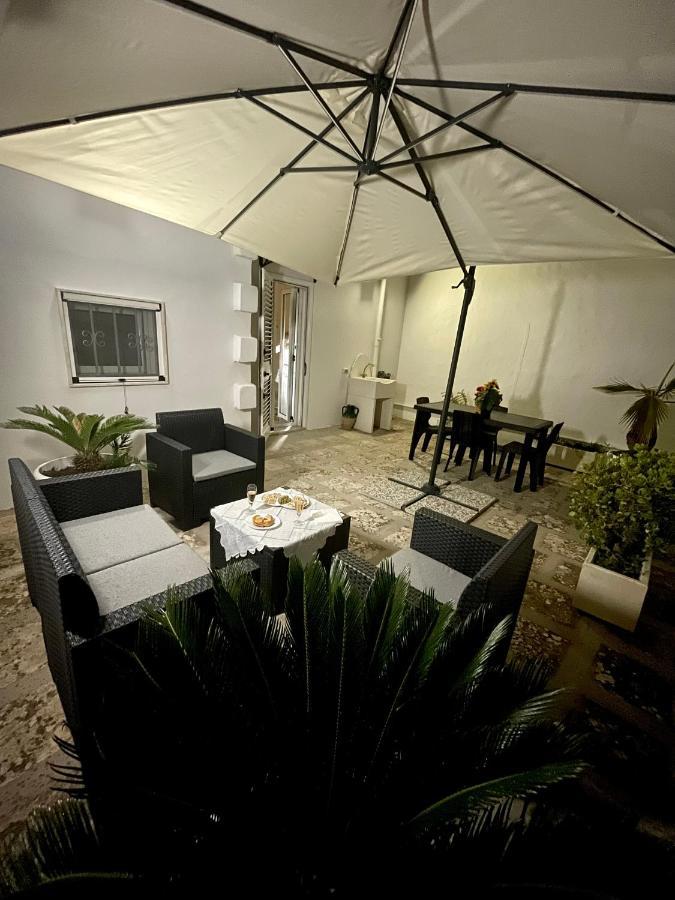 A Casa Dei Miei Hotel San Pietro Vernotico Ngoại thất bức ảnh